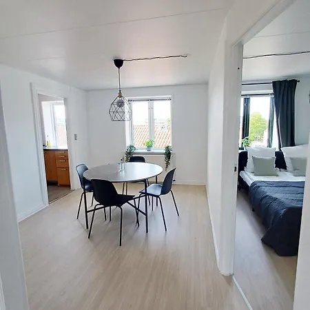 Vakantiehuis Grand 4 Persons Family 3 With Free Parking